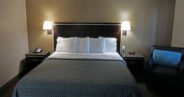 Hawthorne Plaza Inn Near LAX image 7